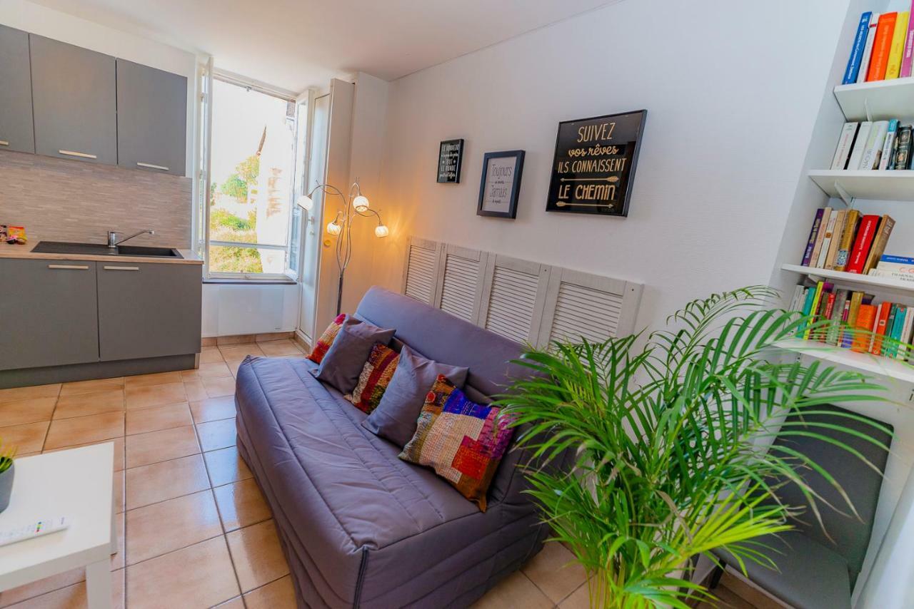 Duplex Dans Centre Ville Труа Екстер'єр фото