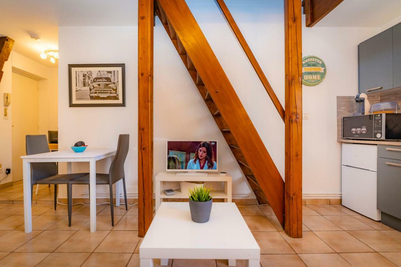 Duplex Dans Centre Ville Труа Екстер'єр фото