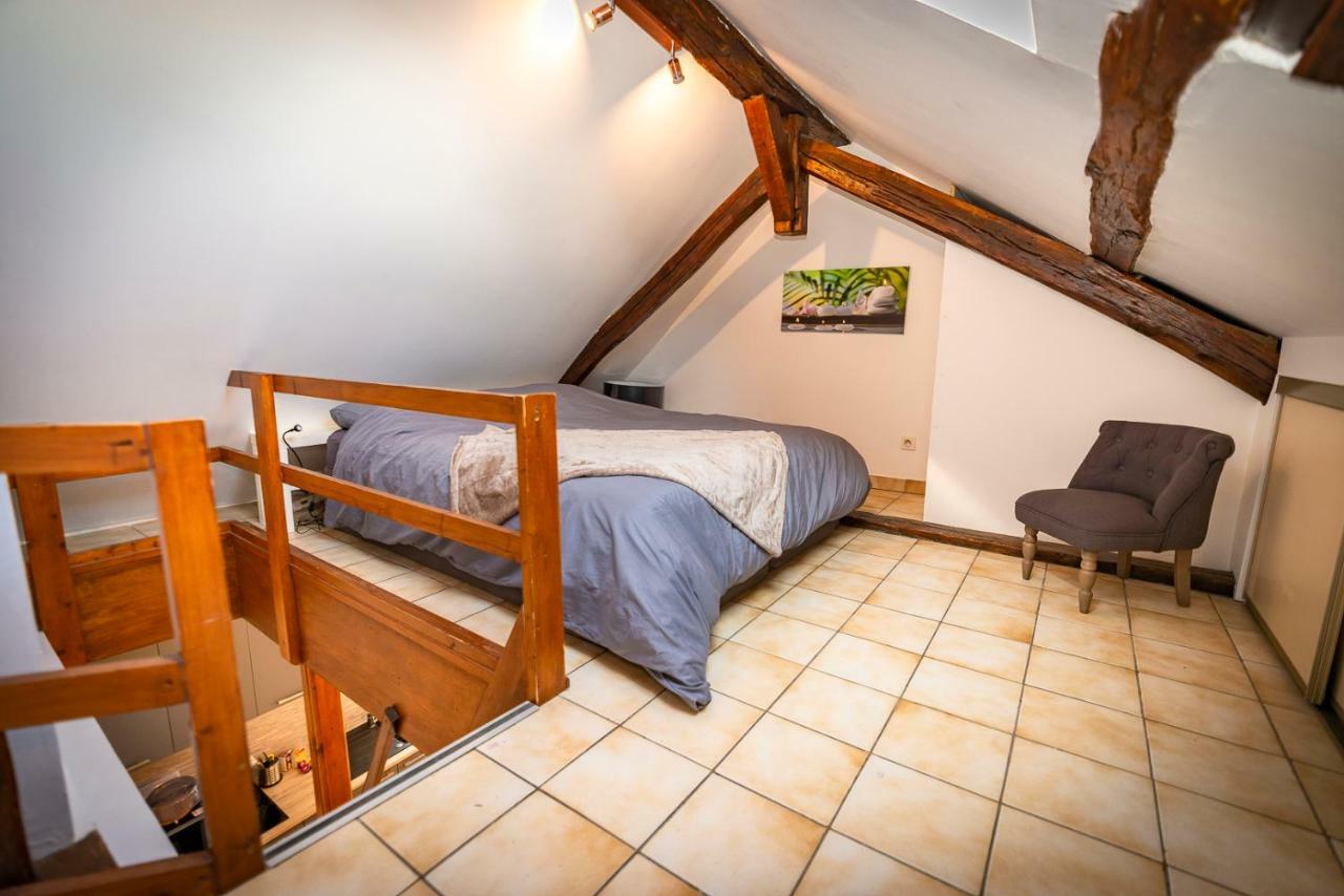 Duplex Dans Centre Ville Труа Екстер'єр фото