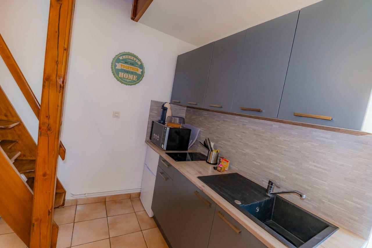 Duplex Dans Centre Ville Труа Екстер'єр фото