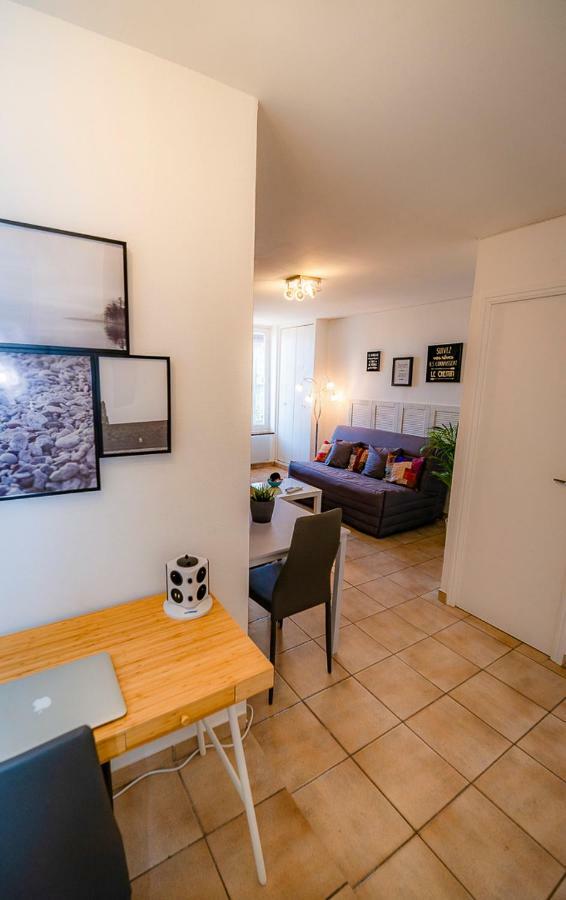 Duplex Dans Centre Ville Труа Екстер'єр фото