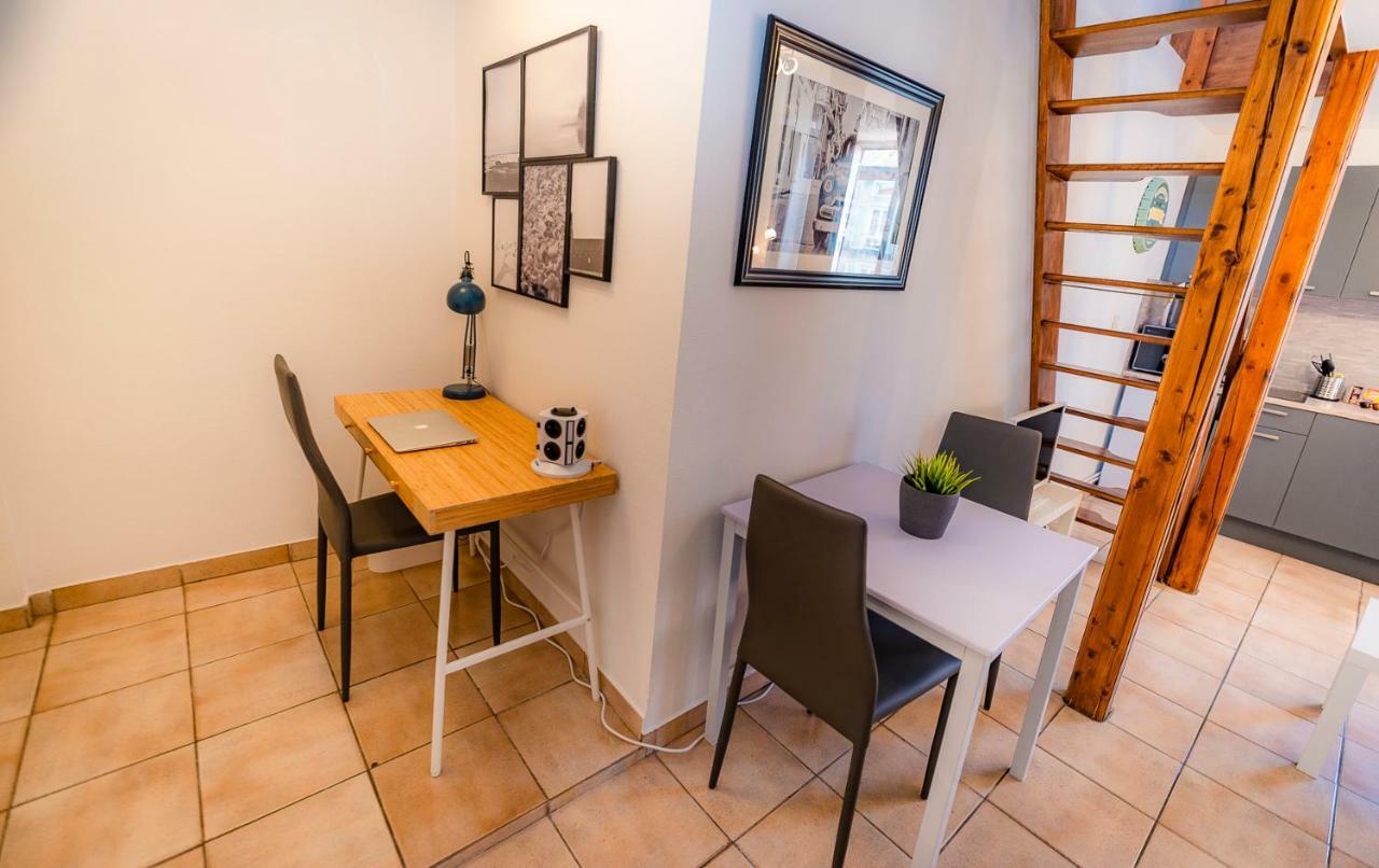Duplex Dans Centre Ville Труа Екстер'єр фото