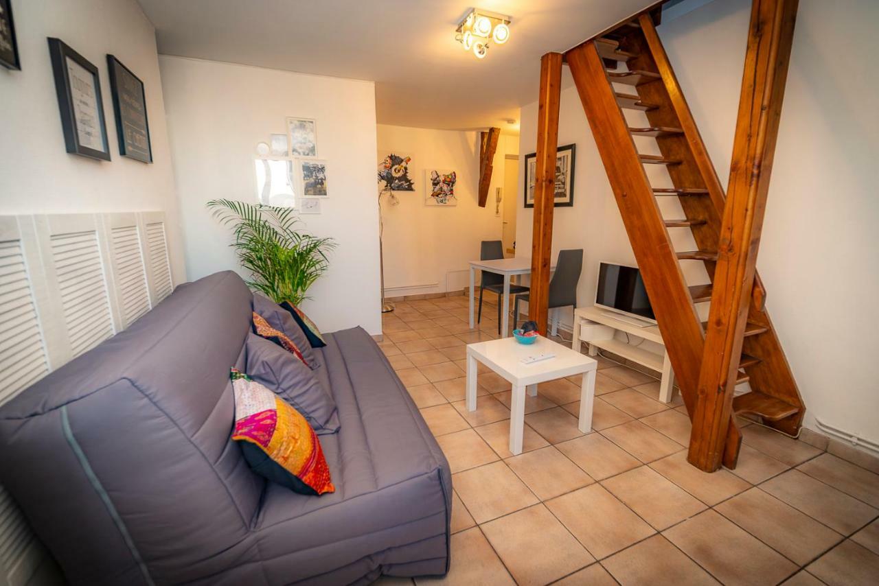 Duplex Dans Centre Ville Труа Екстер'єр фото